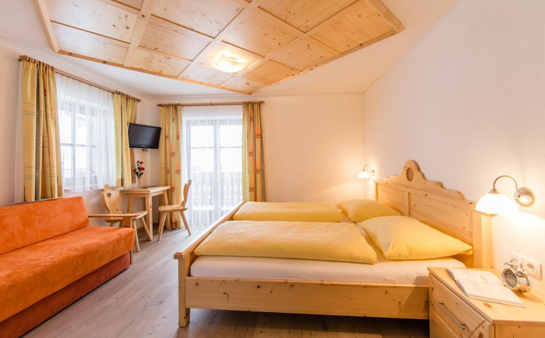 Speckstube Eggerhof Villa Braies  Room photo